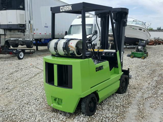G138MB00266477FA - 2000 CLAR FORKLIFT 绿色 照片 4