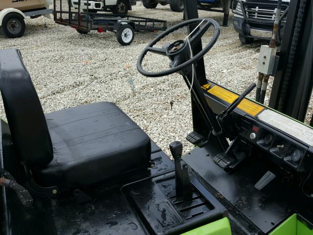 G138MB00266477FA - 2000 CLAR FORKLIFT 绿色 照片 5