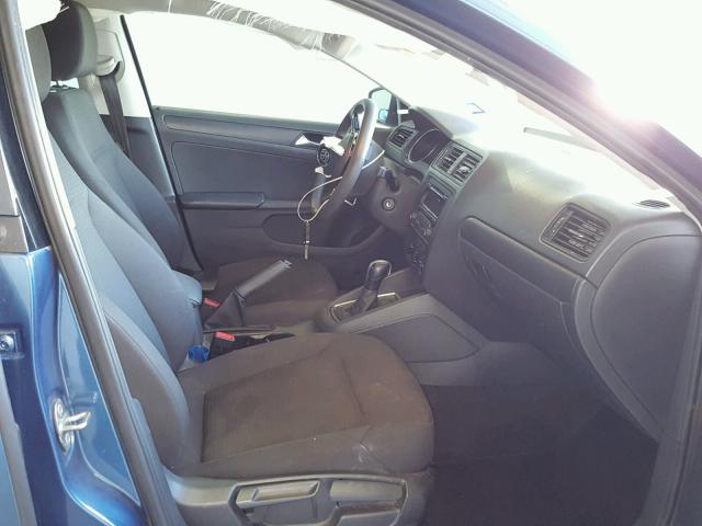 3VW2K7AJ2FM310088 - 2015 VOLKSWAGEN JETTA BASE 蓝色 照片 5