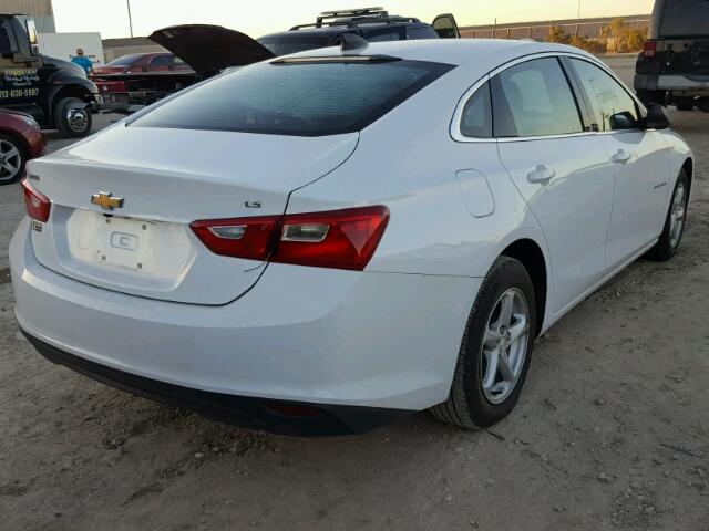 1G1ZB5ST4GF282424 - 2016 CHEVROLET MALIBU LS თეთრი ფოტო 4