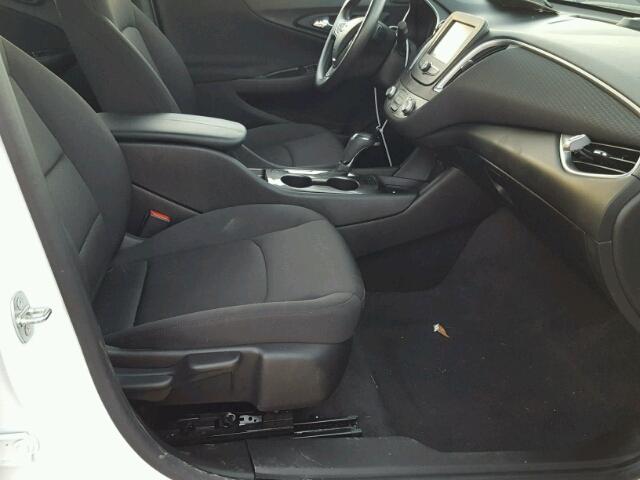 1G1ZB5ST4GF282424 - 2016 CHEVROLET MALIBU LS თეთრი ფოტო 5