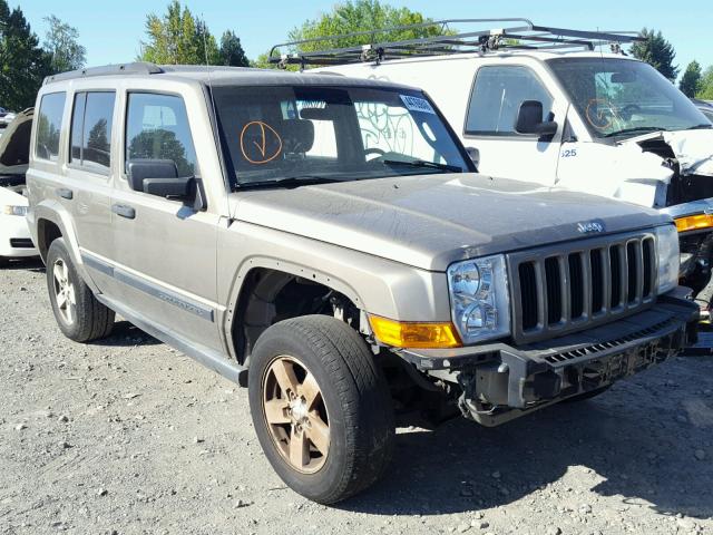 1J8HG48KX6C315187 - 2006 JEEP COMMANDER GOLD photo 1