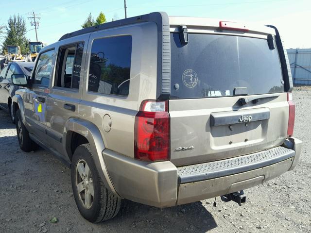1J8HG48KX6C315187 - 2006 JEEP COMMANDER GOLD photo 3