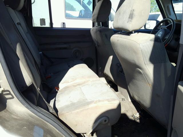 1J8HG48KX6C315187 - 2006 JEEP COMMANDER GOLD photo 6
