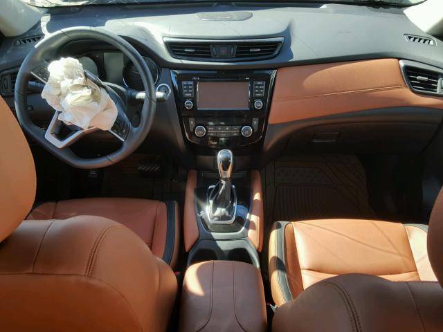 JN8AT2MT6HW143186 - 2017 NISSAN ROGUE S ORANGE photo 9