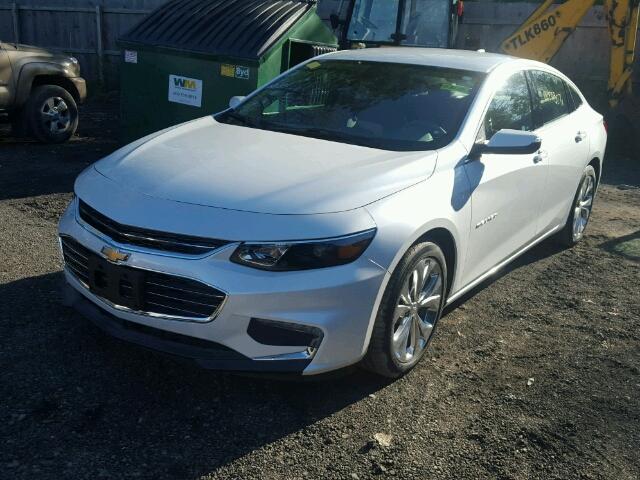 1G1ZH5SX4HF286296 - 2017 CHEVROLET MALIBU PRE WHITE photo 2