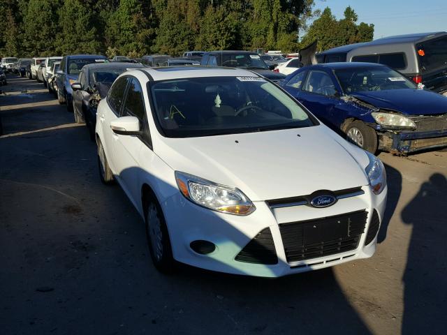 1FADP3F26DL257908 - 2013 FORD FOCUS SE WHITE photo 1