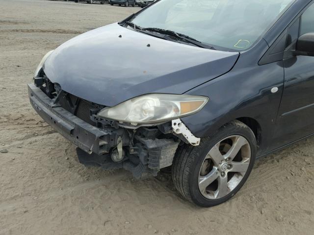 JM1CR293560107209 - 2006 MAZDA 5 GRAY photo 9