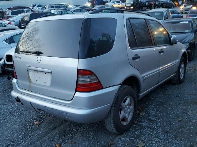 4JGAB54E9YA156444 - 2000 MERCEDES-BENZ ML 320 GRAY photo 4