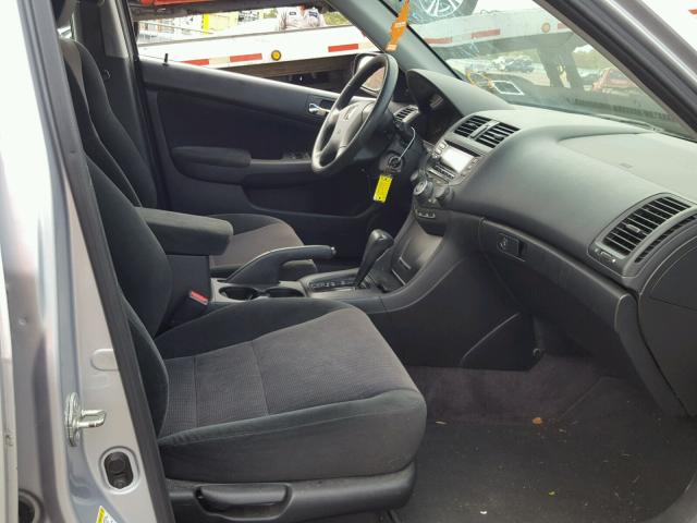 1HGCM56175A126485 - 2005 HONDA ACCORD DX GRAY photo 5