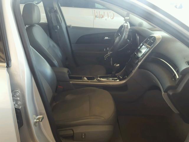 1G11C5SA9DF345635 - 2013 CHEVROLET MALIBU 1LT ვერცხლისფერი ფოტო 5