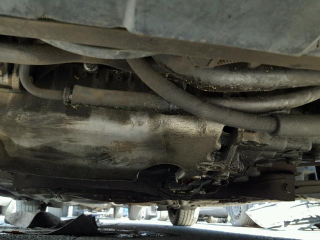 3VWCA21C2YM451418 - 2000 VOLKSWAGEN NEW BEETLE 银色 照片 9