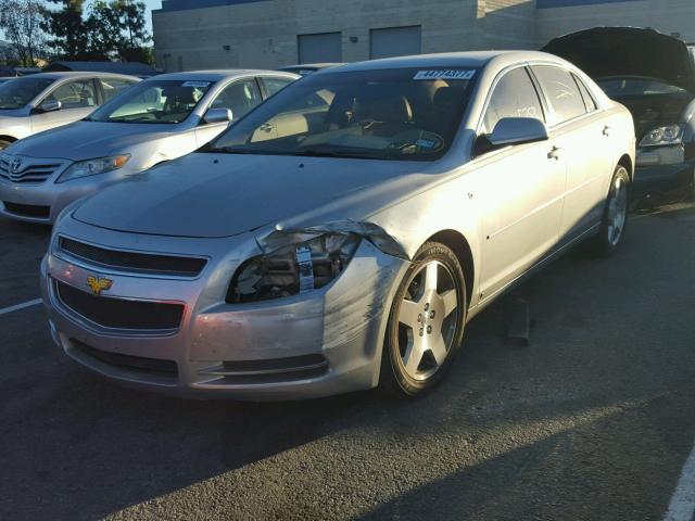 1G1ZJ577X8F290298 - 2008 CHEVROLET MALIBU 2LT SILVER photo 2