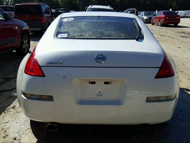 JN1AZ34D35M603293 - 2005 NISSAN 350Z COUPE WHITE photo 9