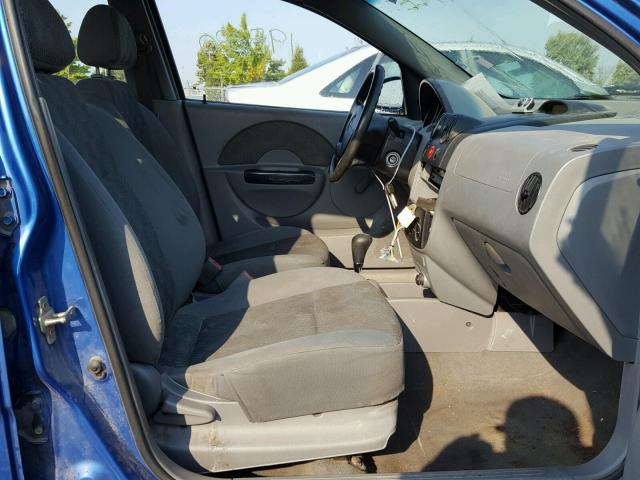 KL1TD52645B320389 - 2005 CHEVROLET AVEO BASE Կապույտ լուսանկար 5