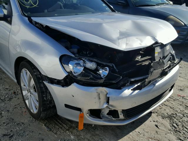 WVWBM7AJ9DW038097 - 2013 VOLKSWAGEN GOLF 银色 照片 9