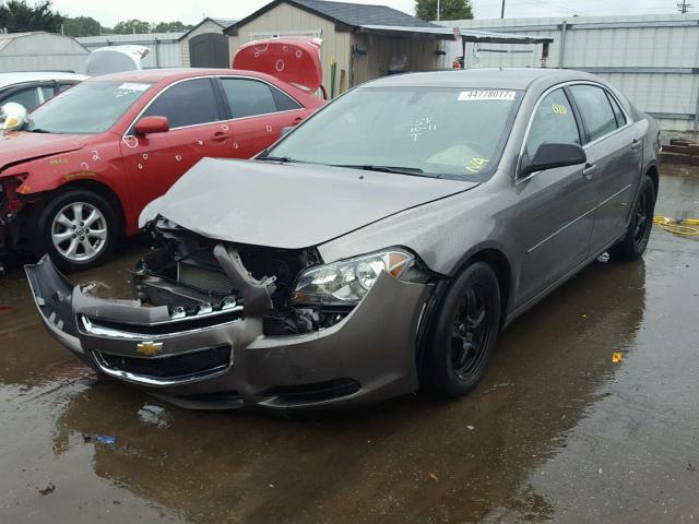 1G1ZB5E07CF163696 - 2012 CHEVROLET MALIBU LS GRAY photo 2