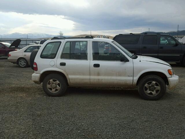 KNDJA7233Y5635858 - 2000 KIA SPORTAGE WHITE photo 9