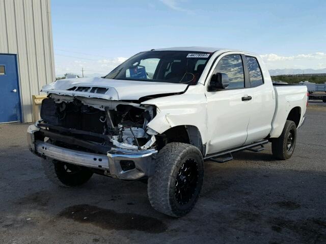 5TFUY5F15EX375629 - 2014 TOYOTA TUNDRA WHITE photo 2