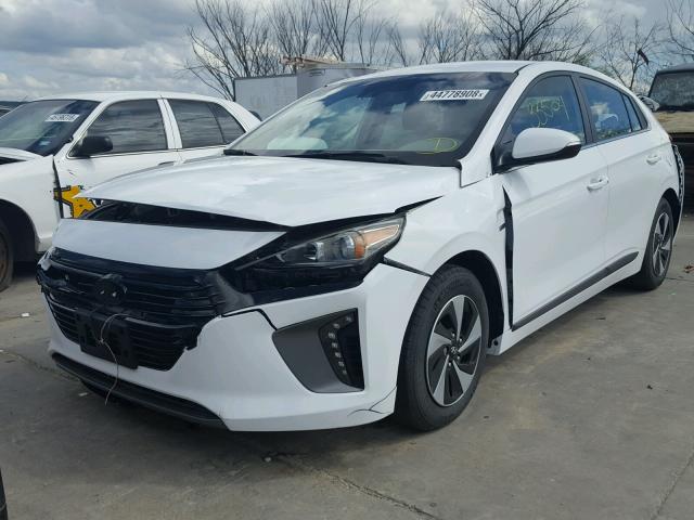 KMHC75LC1HU047050 - 2017 HYUNDAI IONIQ SEL WHITE photo 2