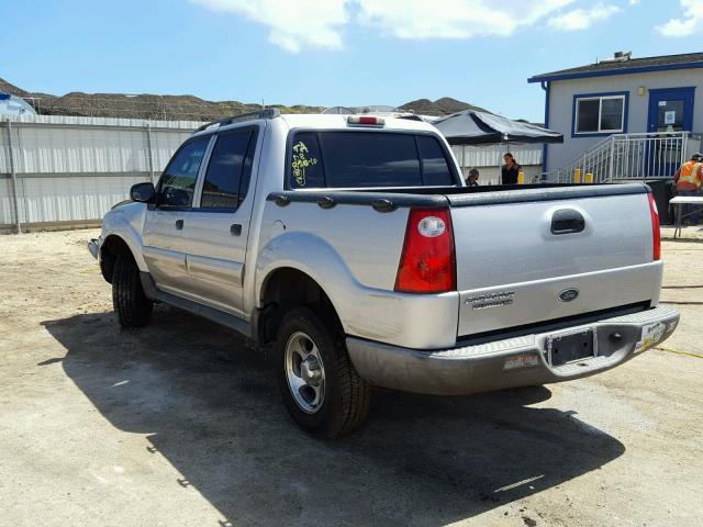 1FMZU67K05UA48387 - 2005 FORD EXPLORER S SILVER photo 3