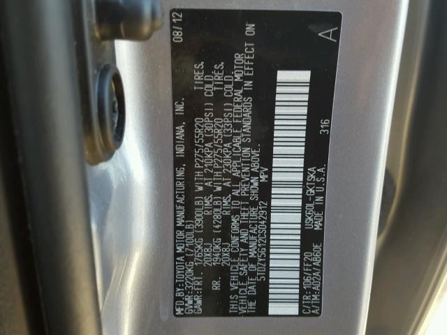 5TDZY5G12CS042912 - 2012 TOYOTA SEQUOIA SR SILVER photo 10