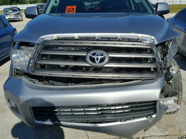 5TDZY5G12CS042912 - 2012 TOYOTA SEQUOIA SR SILVER photo 9