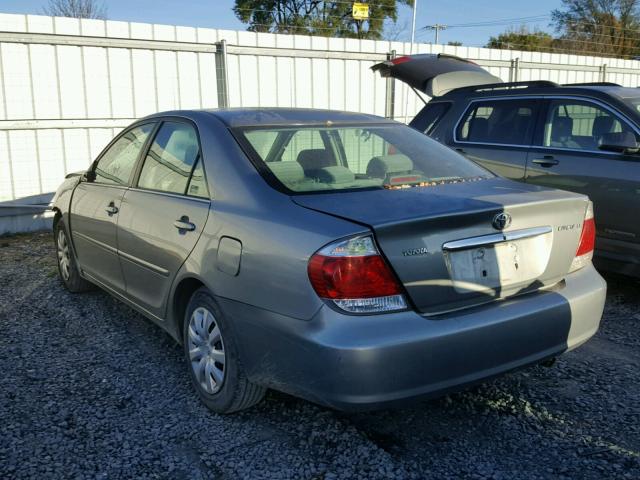 4T1BE32K654556707 - 2005 TOYOTA CAMRY LE მწვანე ფოტო 3