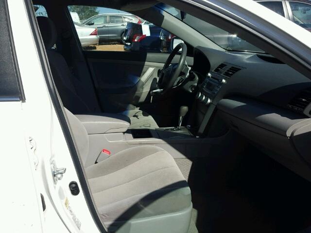 4T1BE46K49U901383 - 2009 TOYOTA CAMRY BASE WHITE photo 5