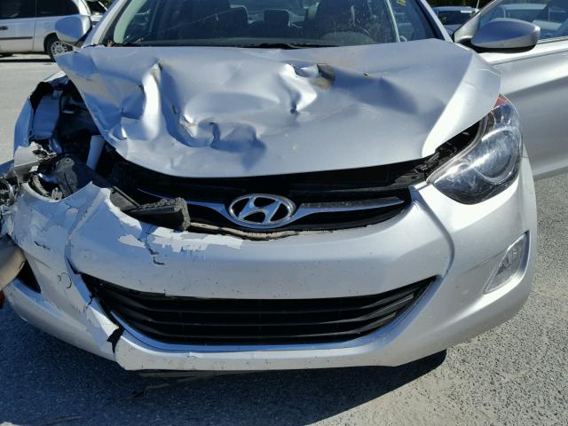 KMHDH4AE6DU556691 - 2013 HYUNDAI ELANTRA GL SILVER photo 7