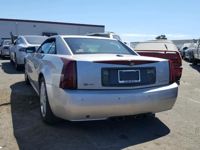 1G6YV34A045602496 - 2004 CADILLAC XLR SILVER photo 3