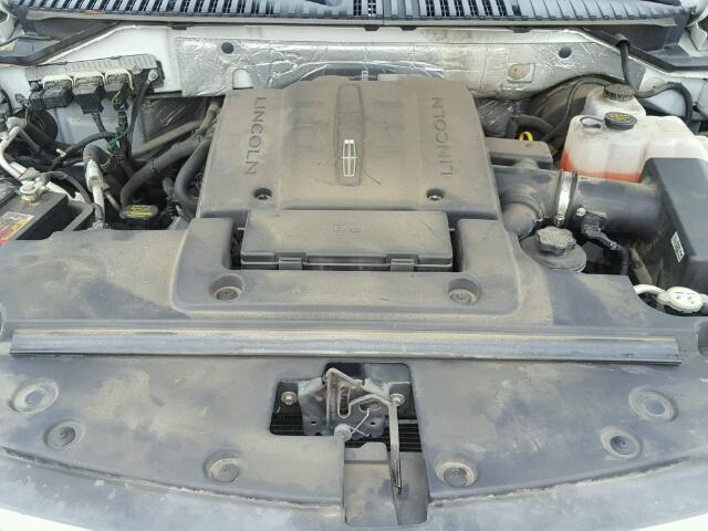 5LMJJ2H59DEL09075 - 2013 LINCOLN NAVIGATOR WHITE photo 7