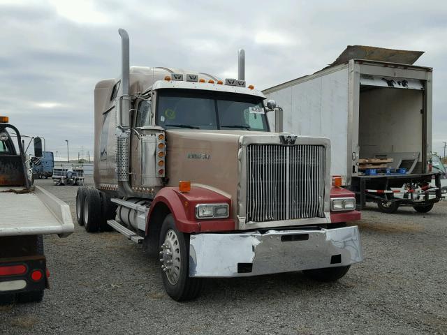 2WKEDDJH2YK965525 - 2000 WESTERN STAR/AUTO CAR CONVENTION TAN photo 1