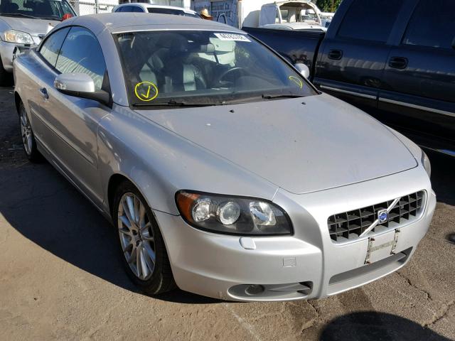 YV1MC67238J052418 - 2008 VOLVO C70 T5 SILVER photo 1