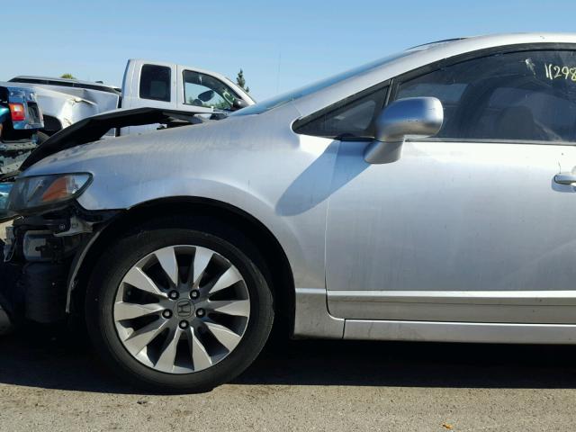 2HGFA1F95AH523144 - 2010 HONDA CIVIC EXL 银色 照片 9