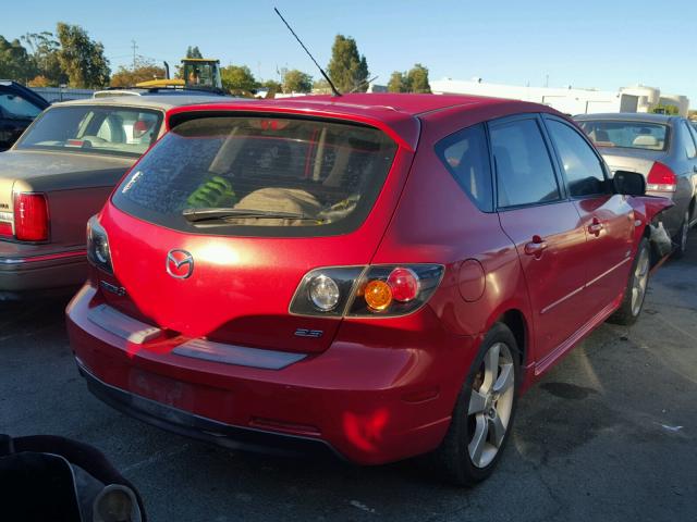 JM1BK143651302892 - 2005 MAZDA 3 HATCHBAC RED photo 4