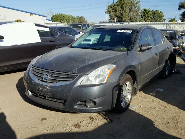 1N4AL2AP3CC174799 - 2012 NISSAN ALTIMA BAS GRAY photo 2