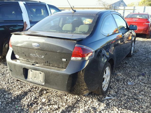 1FAHP32N09W201034 - 2009 FORD FOCUS SE BLACK photo 4