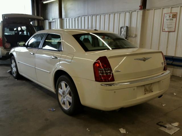 2C3LK63H56H335971 - 2006 CHRYSLER 300C WHITE photo 3