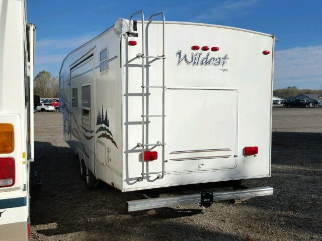 4X4FWCD295V009516 - 2005 WILD TRLR COACH WHITE photo 3