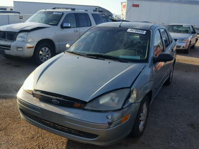 1FAFP34374W114419 - 2004 FORD FOCUS SE C GREEN photo 2