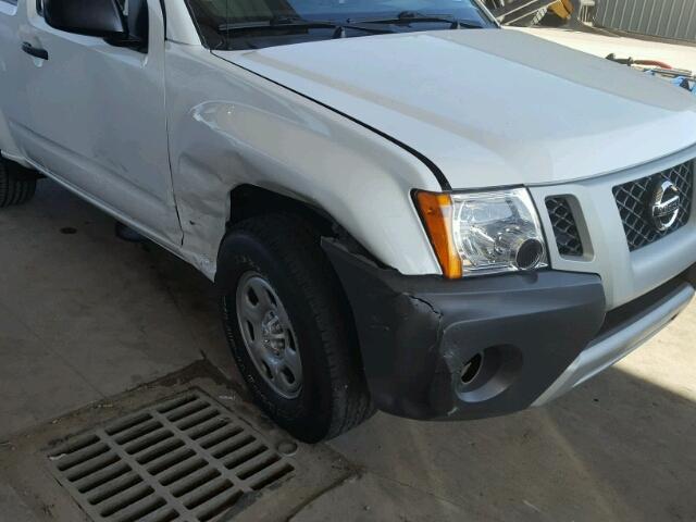 5N1AN0NU0BC523775 - 2011 NISSAN XTERRA OFF WHITE photo 9