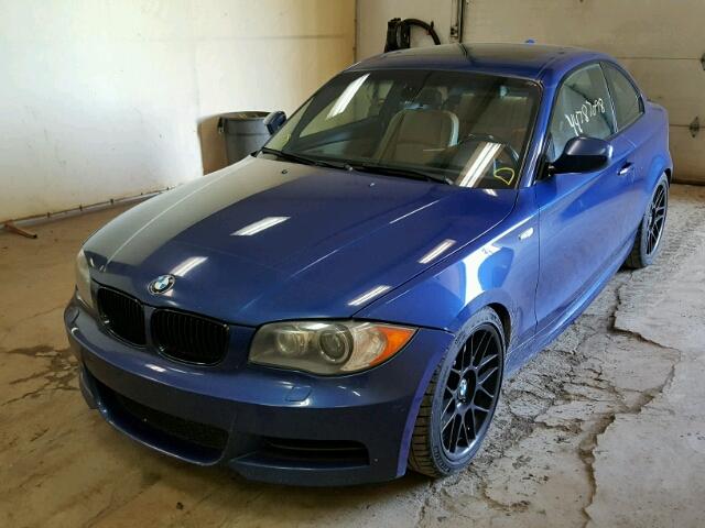 WBAUC9C5XBVM11445 - 2011 BMW 135 I BLUE photo 2