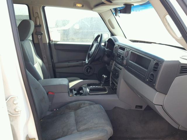 1J8HH48N26C340043 - 2006 JEEP COMMANDER თეთრი ფოტო 5