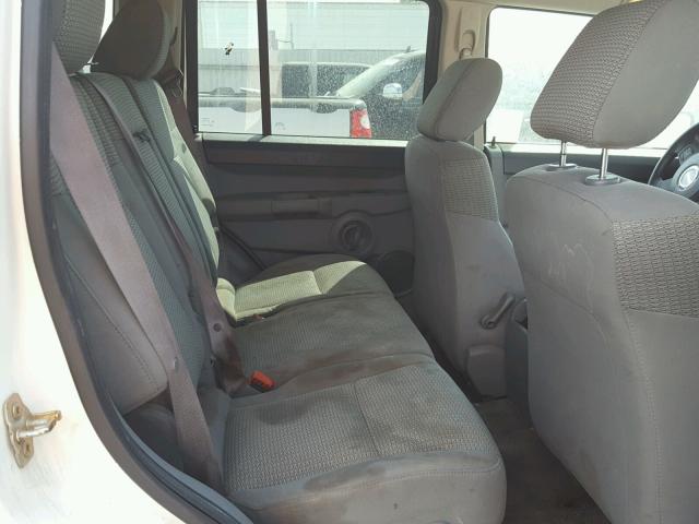 1J8HH48N26C340043 - 2006 JEEP COMMANDER თეთრი ფოტო 6