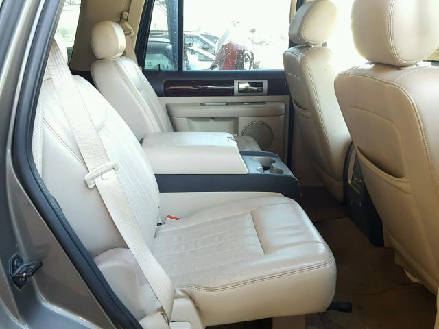5LMFU27R63LJ32142 - 2003 LINCOLN NAVIGATOR GRAY photo 6