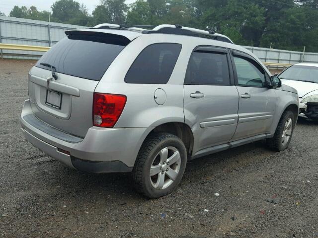 2CKDL63F376082067 - 2007 PONTIAC TORRENT SILVER photo 4