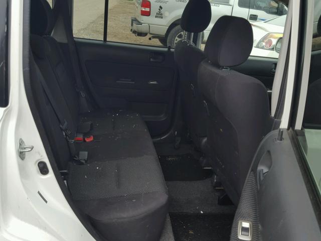 JTLKT334050180527 - 2005 TOYOTA SCION XB Blanco foto 6