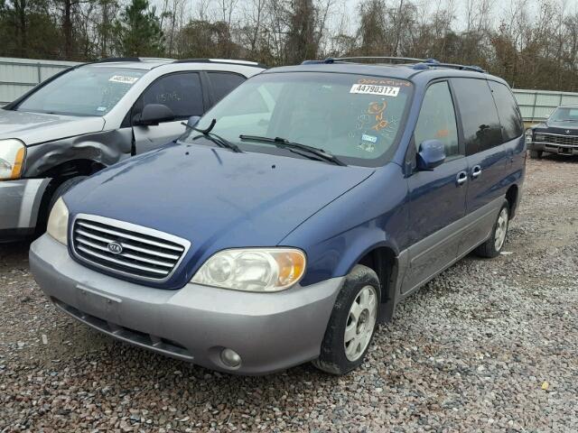 KNDUP131126293723 - 2002 KIA SEDONA EX BLUE photo 2