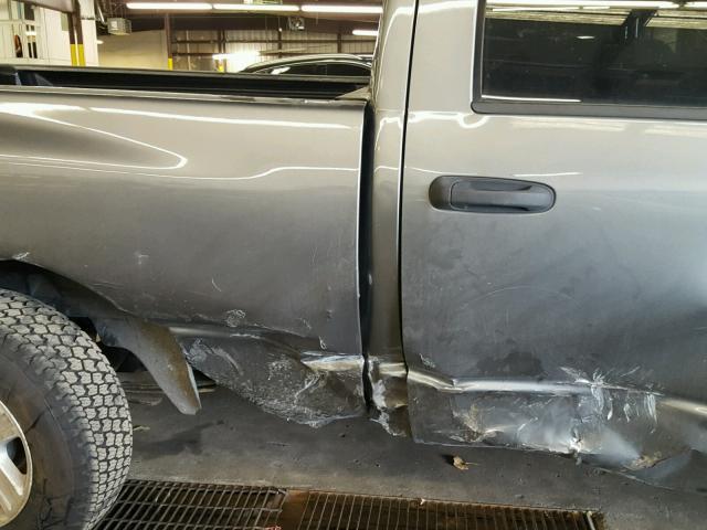 1D7HU18286S662592 - 2006 DODGE RAM 1500 SILVER photo 9